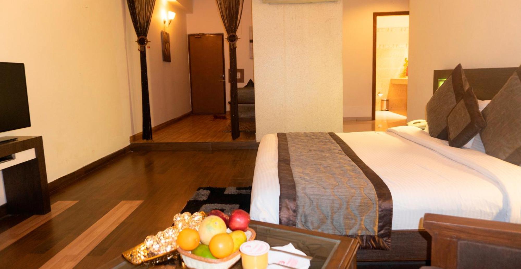 Mg Regency Hotel Baddi Eksteriør billede