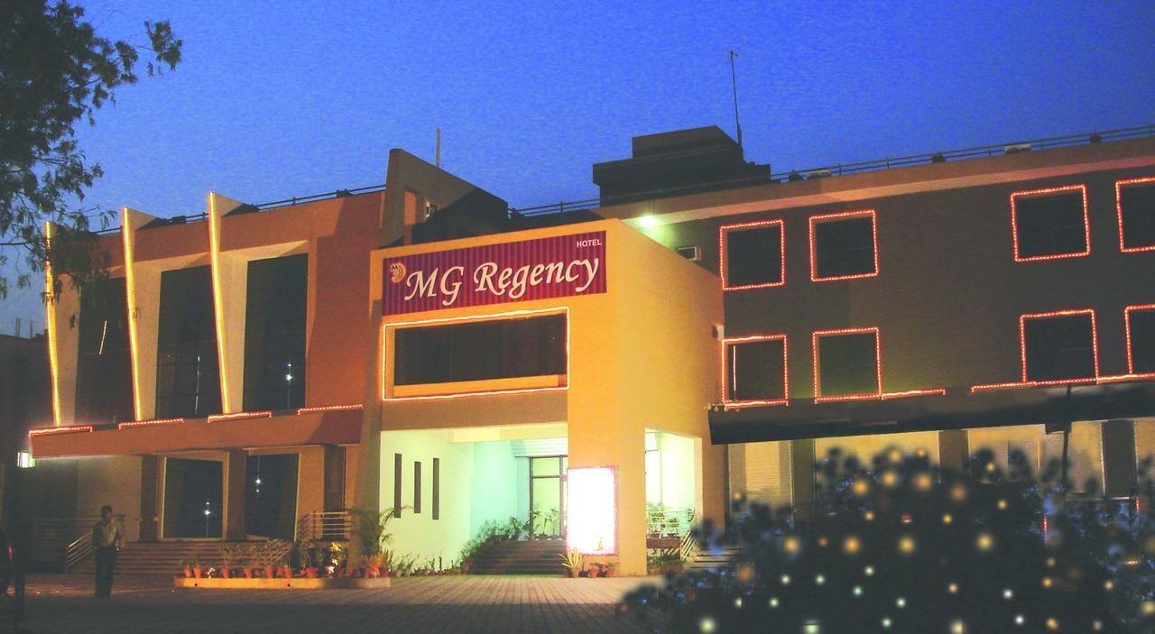 Mg Regency Hotel Baddi Eksteriør billede